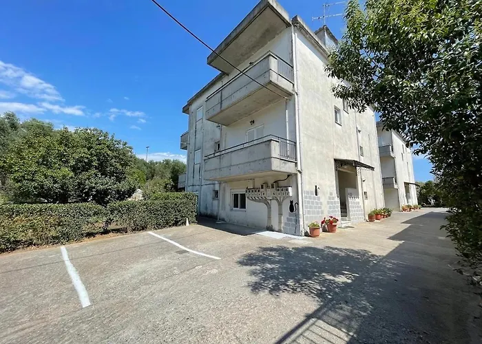 Sofi\'S Apartments